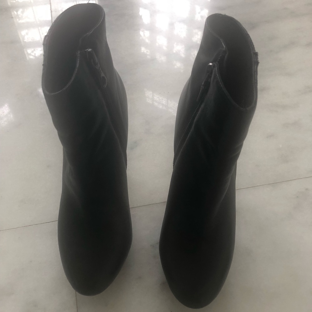 BCBG booties